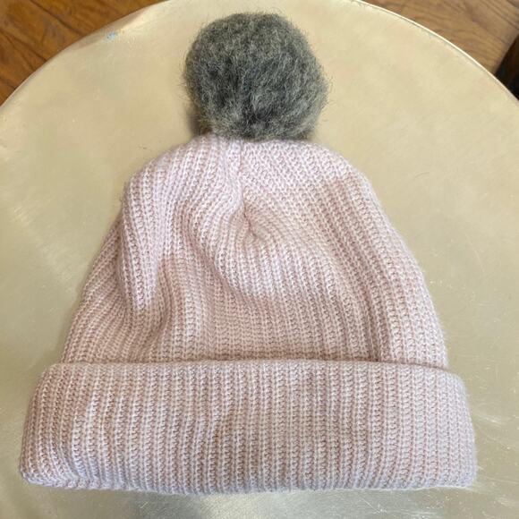 Carhartt Pink Knit Beanie with Gray Pom Leather Logo Excellent Condition! - Picture 3 of 9
